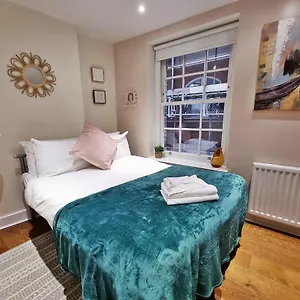 https://urban-stay-artillery-lane-apartments.cambridgehotelsuk.com